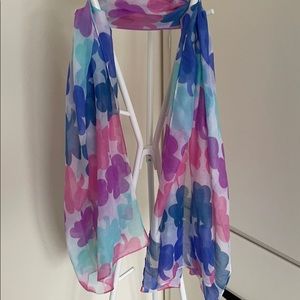 Beautiful colorful shamrock print scarf. 36x72”